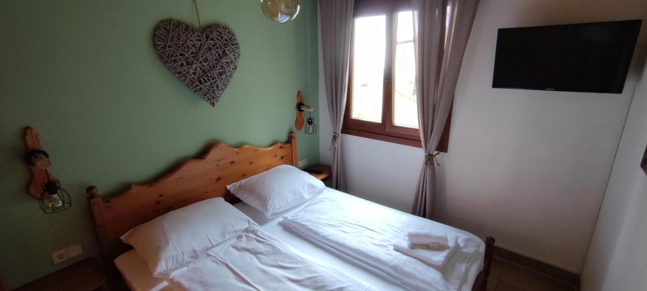 Familien-Garten-Suite Kanzelhoehe Gerlitzen - Gerlitzenurlaub At Kanzelhohe Ngoại thất bức ảnh